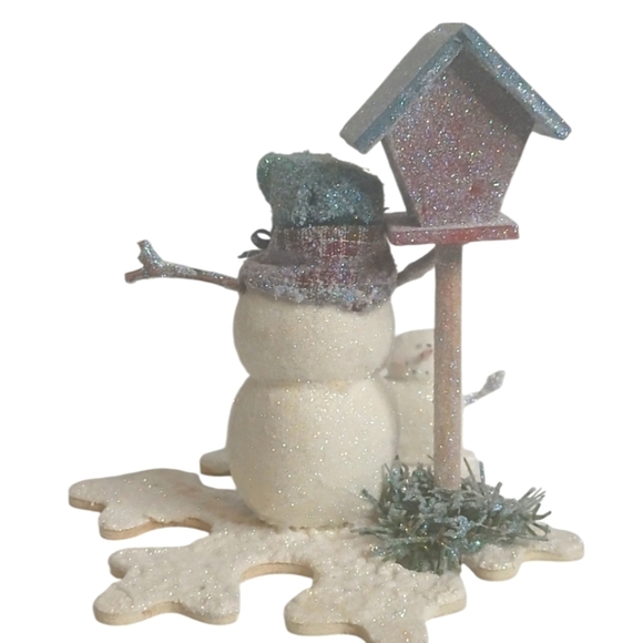 Collectable Creations Mini Snow Scenes- Sparkle Birdhouse Friend Christmas Decor - Picture 2 of 15
